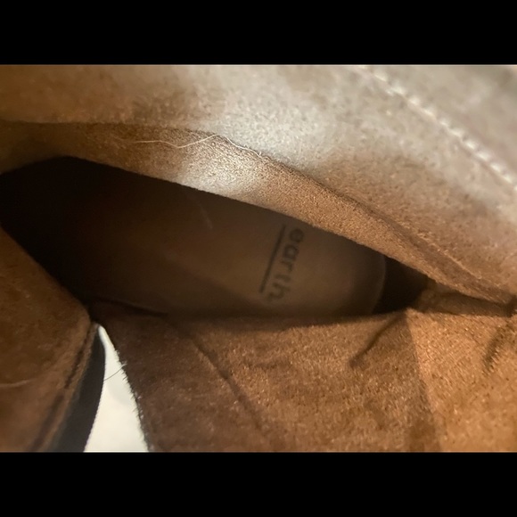 Earth brown slouch style ankle boots with zip up sides size 10 NWT - Picture 7 of 8